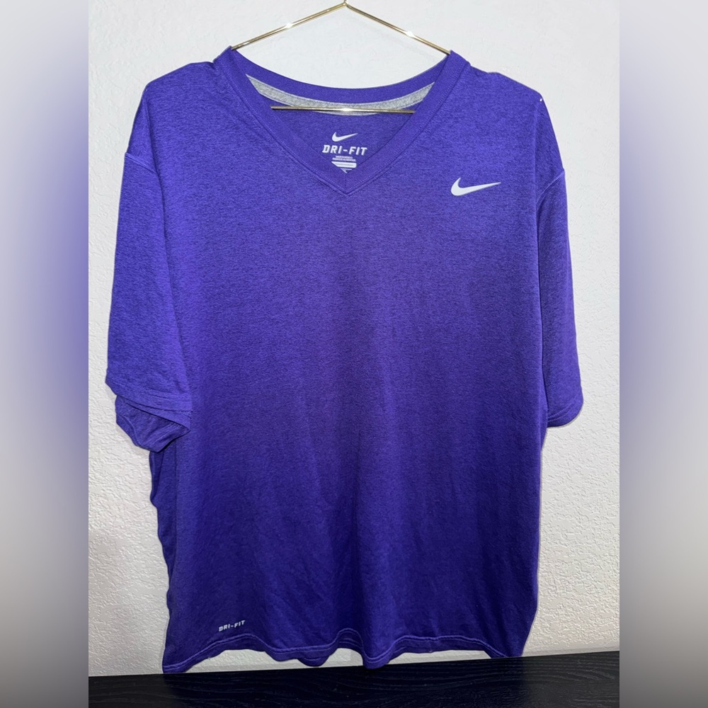 Nike Men's Purple Dri-Fit Shirt